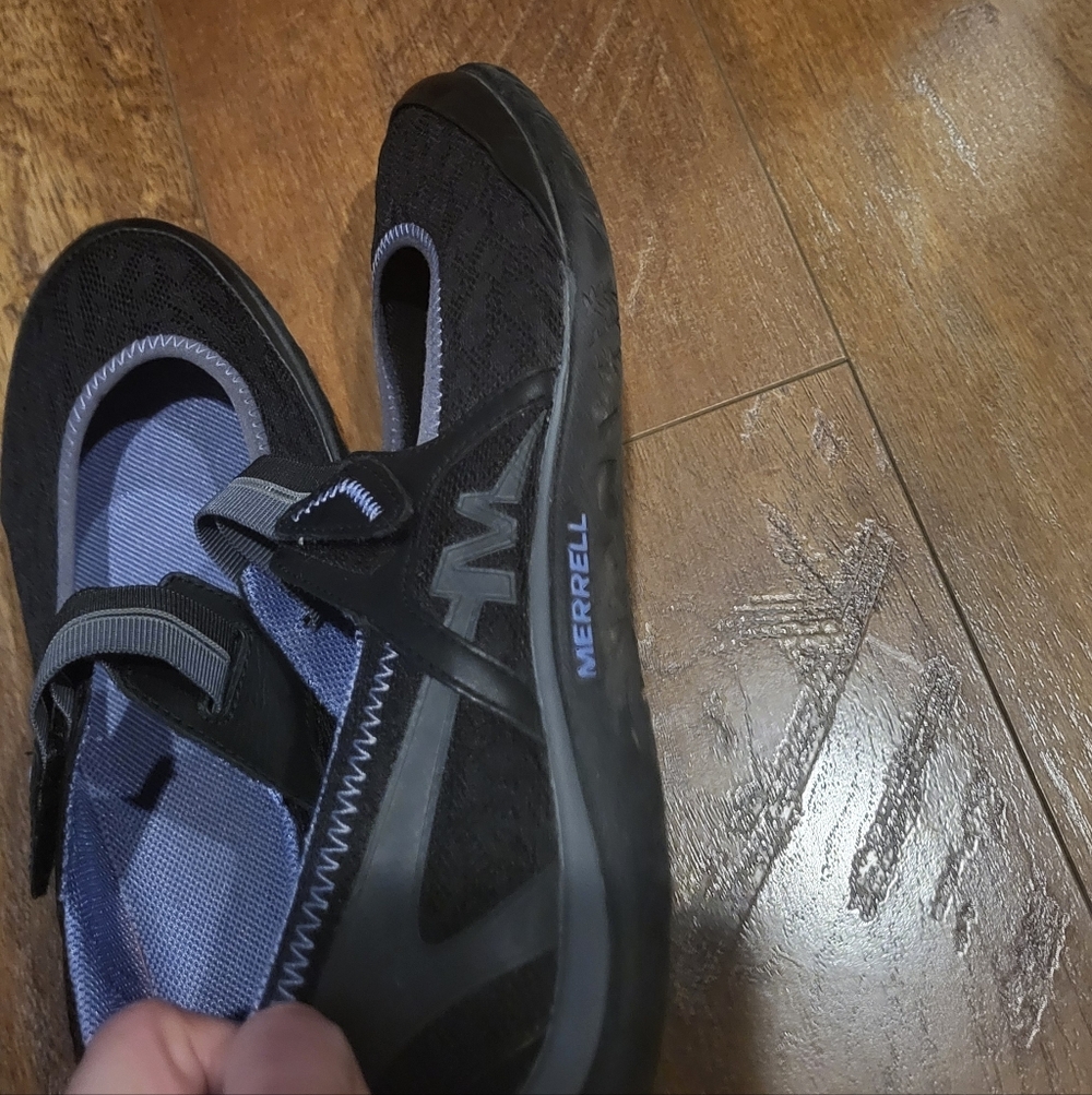 Merrell Mary Jane Slip-On Shoes in Black and Lavender.Select Grip. 9.5 - Picture 5 of 8